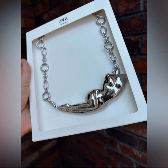 ZARA BODY METAL LINK NECKLACE - Picture 9 of 9